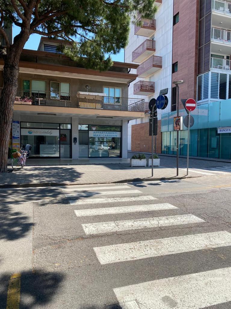 Quadrilocale E Mansarde Bafile241 - Adria Holiday Jesolo - Family Apartments Экстерьер фото